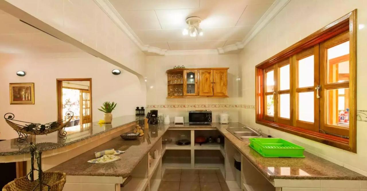 Casa De Leela Self Catering Guest House La Digue Eksteriør billede